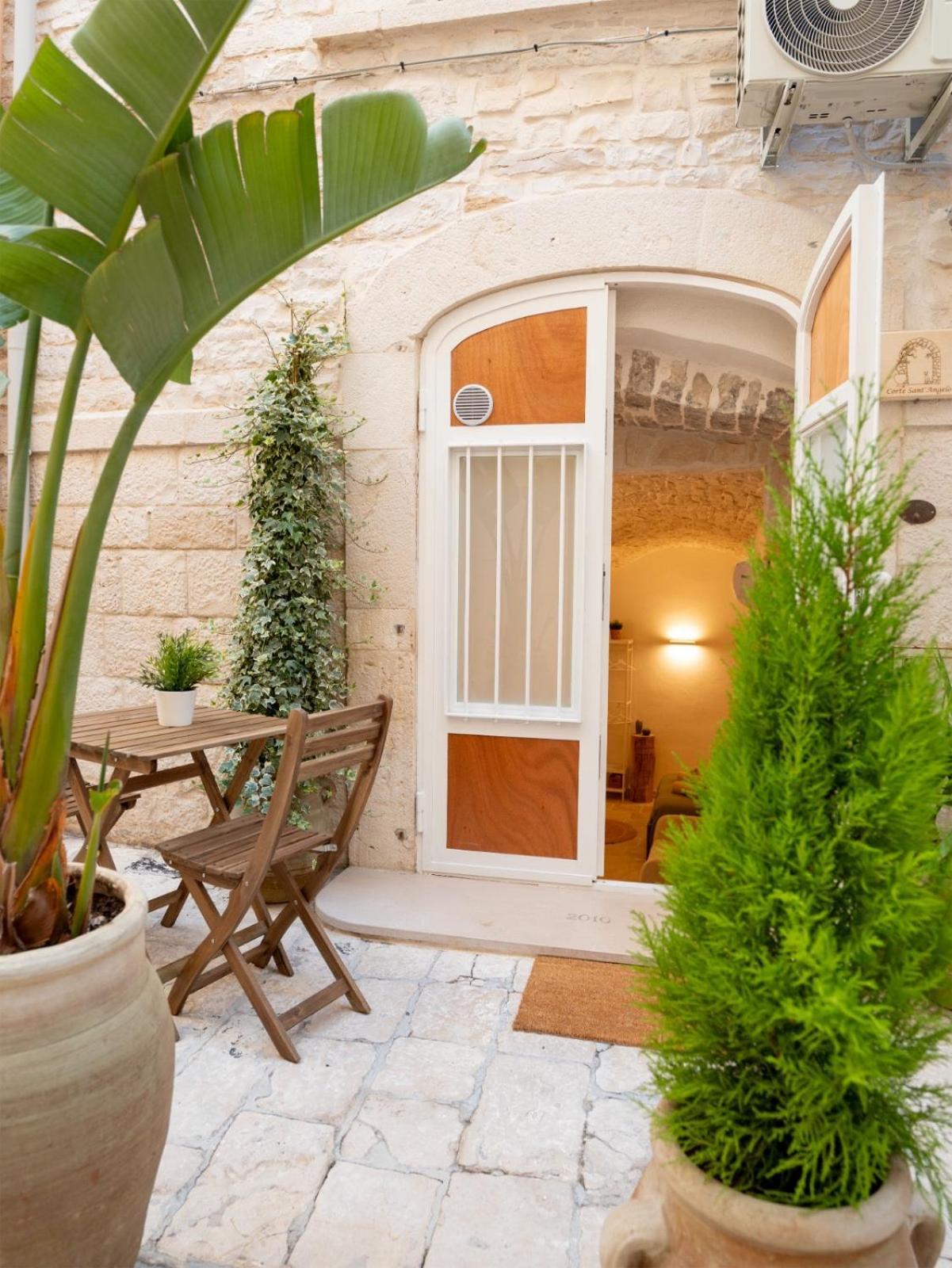 Dimora Corte Sant Angelo Hotel Bitonto Exterior foto